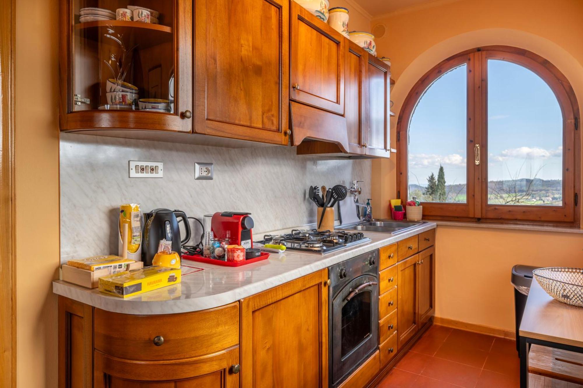 Mikipongtwo Villa Montepulciano Stazione Buitenkant foto