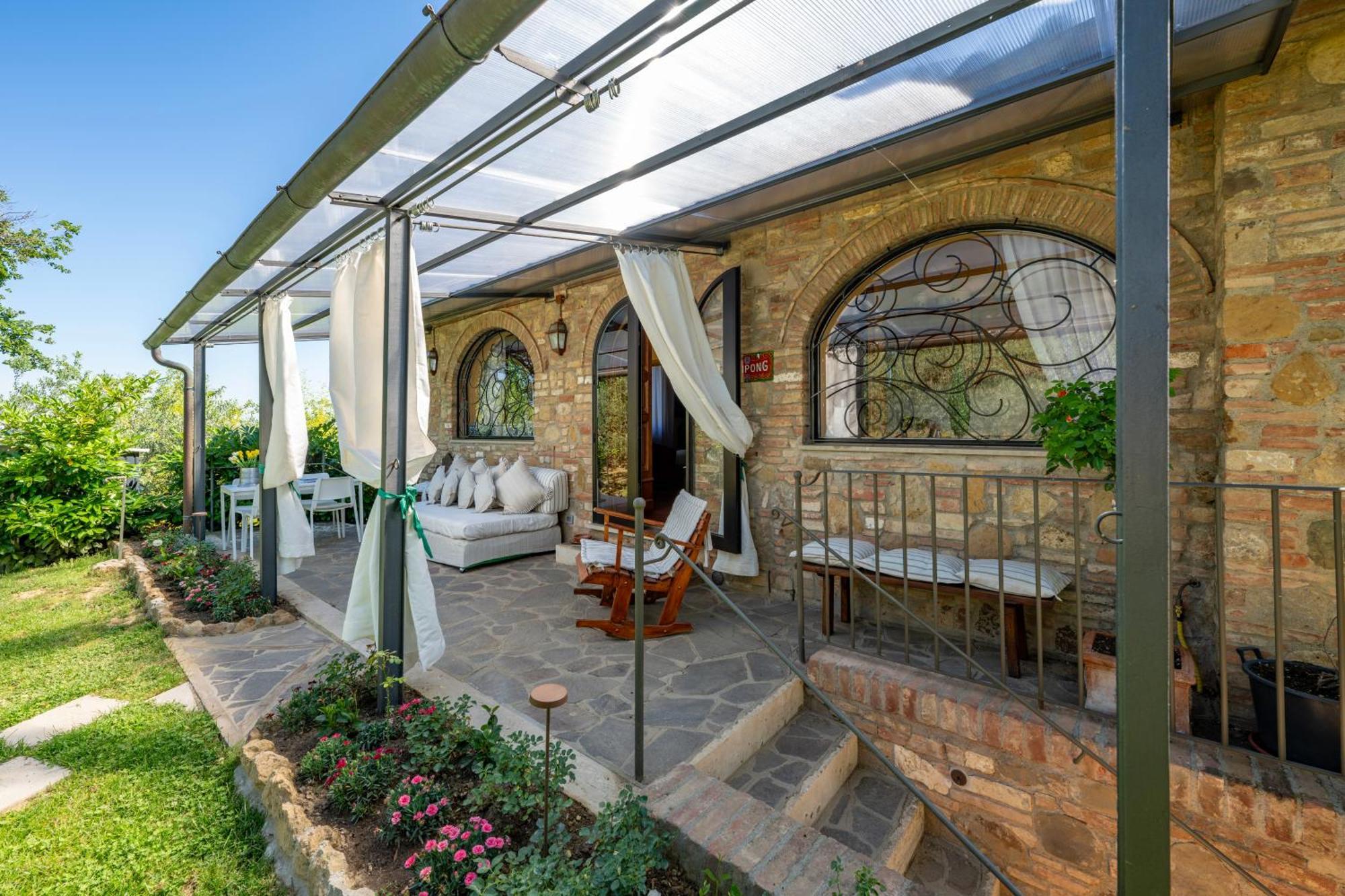 Mikipongtwo Villa Montepulciano Stazione Buitenkant foto